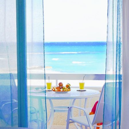 Mackenzie Beach Zen-Apartment Larnaca Bagian luar foto