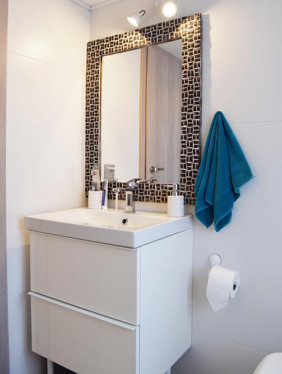 Mackenzie Beach Zen-Apartment Larnaca Bagian luar foto