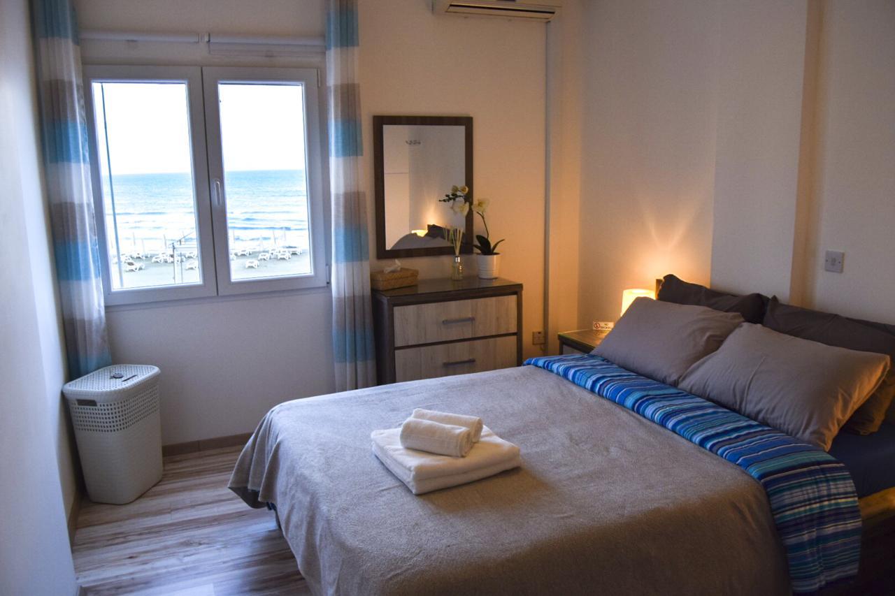 Mackenzie Beach Zen-Apartment Larnaca Bagian luar foto